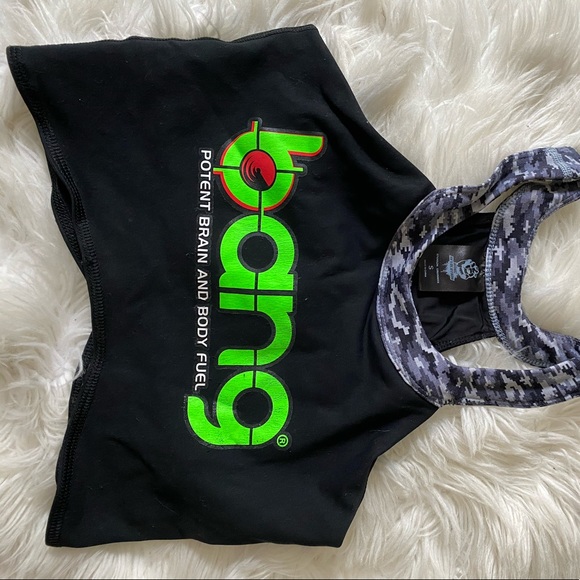 Crop top - Picture 2 of 3